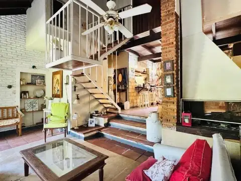 Casa en Venta con 1 cochera