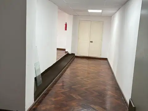 Oficina ALQUILER - COMERCIAL 100 M2 PISO ALTO ALQUILER