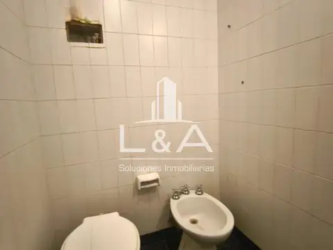 Caseros 646 , Piso 2