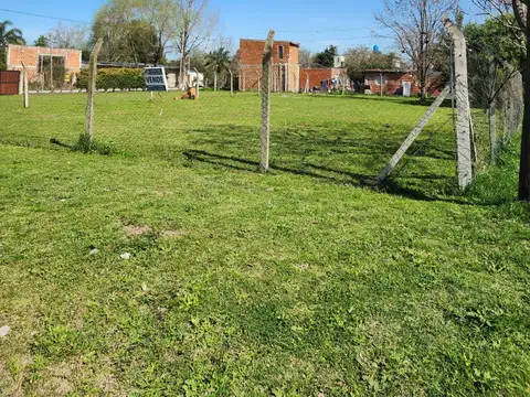 Terreno en Venta en Los Pioneros, USD 38.000