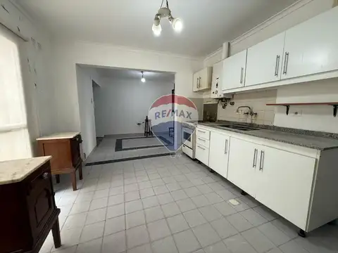 Se vende casa 2 dormitorios linda zona 