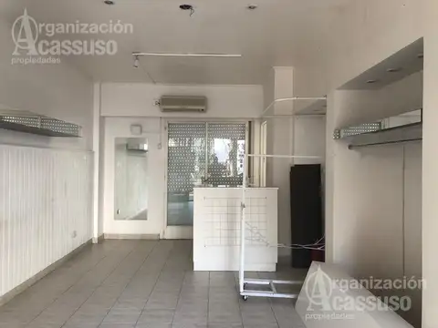Local en Alquiler en San Isidro Centro, $ 900.000