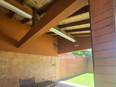 Casa 5 ambientes con 3 baños