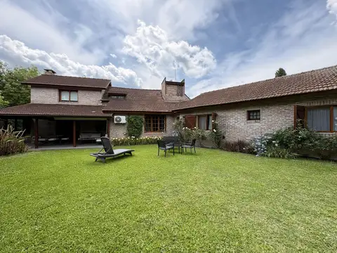 Casa en Venta en el Barrio Pradera de San Ignacio