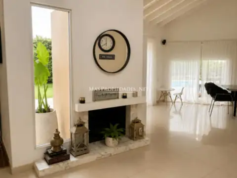 Casa en Venta de 4 dormitorios