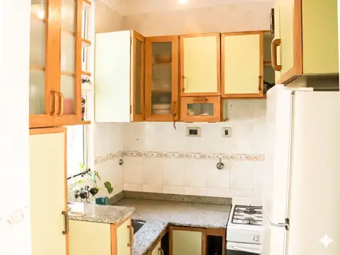 Depto Tipo Casa en Venta 70 años