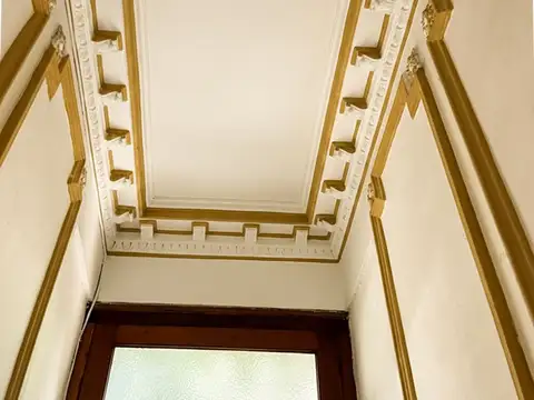 Depto Tipo Casa en Venta en Flores, USD 79.000