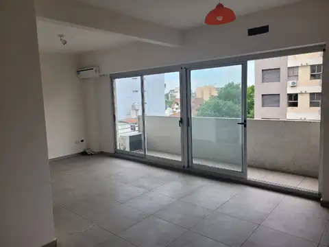 EXCELENTE DEPARTAMENTO A ESTRENAR EN FLORES 45M2