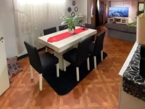 Depto Tipo Casa en Venta en Floresta, USD 170.000