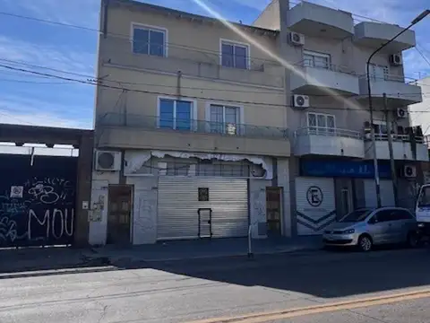 Venta de 2 PH en block 6 ambientes  en Lomas del Mirador.