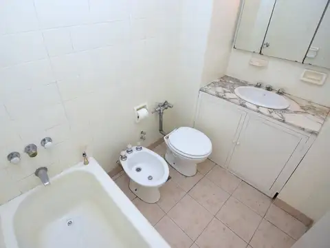 Departamento 5 ambientes con 3 baños