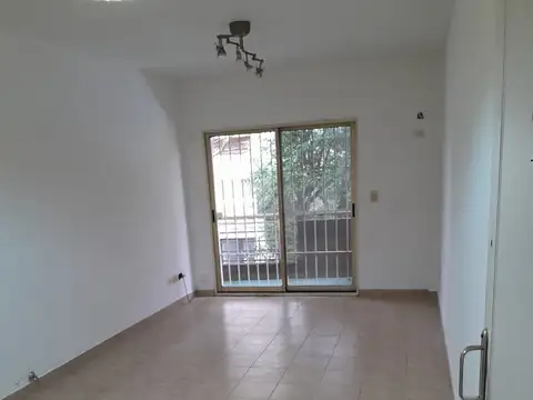 Departamento en Alquiler en Villa Devoto, $ 980.000