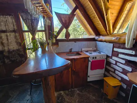 Casa 3 ambientes con 1 baño