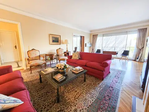 Departamento 9 ambientes con 3 baños