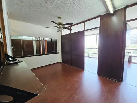 Alquiler Oficina en  el centro de San Martin luminoso