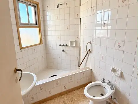 LÍQUIDO DEPARTAMENTO 3 AMB BARRIO SAN CARLOS