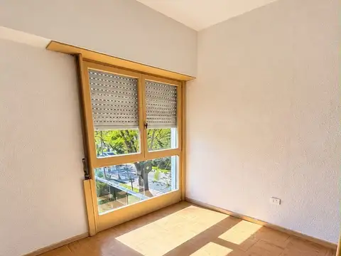 LÍQUIDO DEPARTAMENTO 3 AMB BARRIO SAN CARLOS
