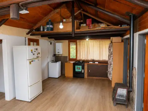 Casa 3 ambientes con 1 baño