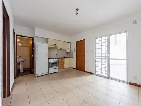 VENTA - Departamento 2 dormitorios, patio y parrillero - Pichincha, Rosario. APTO CRÉDITO