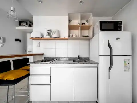 Monoambiente amoblado con amenities en alquiler temporario en Almagro