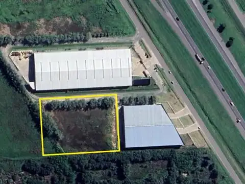 Terreno industrial sobre Autopista Rosario Buenos Aires
