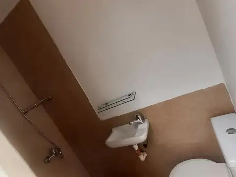 Depto Tipo Casa en Alquiler 50 años