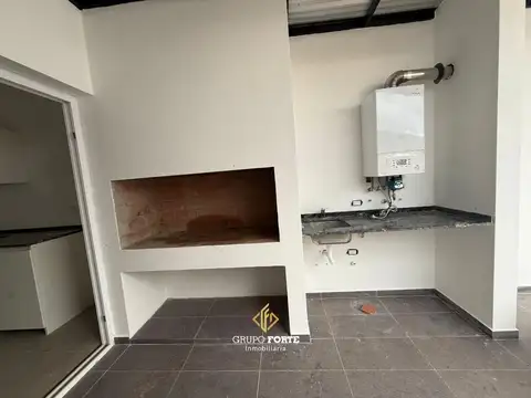 Depto Tipo Casa 3 ambientes con 2 baños