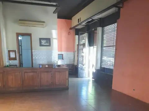 LOCAL EN ALQUILER EN ALMAGRO NORTE