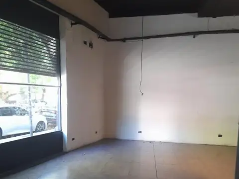 LOCAL EN ALQUILER EN ALMAGRO NORTE