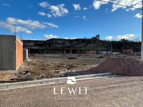 Terreno en Venta 20  mts Frente
