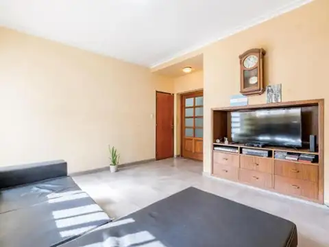 Venta/Permuta - Casa 3/4 dormitorios - cochera