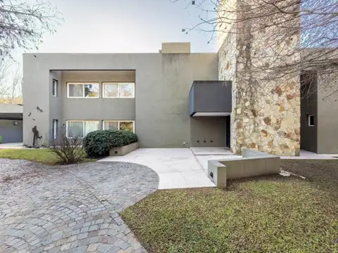 Casa en Venta de 5 dormitorios