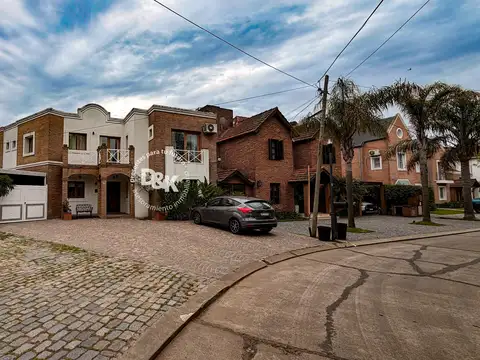 Casa en venta de 3 o 4 dormitorios en Barrio Cerrado Camino Real, La Horqueta