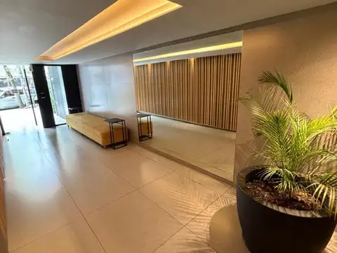 Segurola 300, Piso 1°