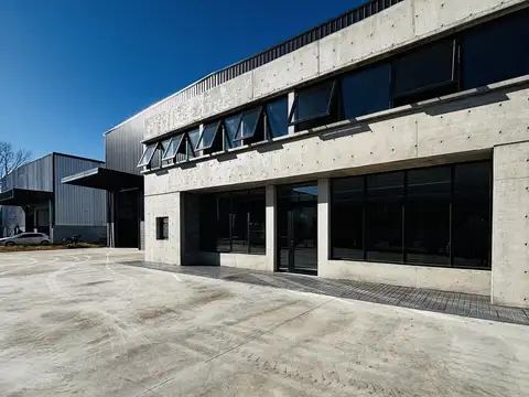 Galpon en Alquiler 37  mts Frente