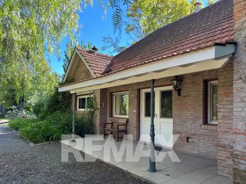 Casa en Venta en Barrio Villa Rosa, USD 295.000