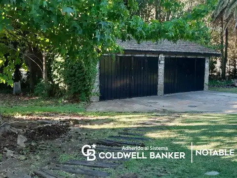 VENTA de casa quinta calle 28 y 409  La Plata