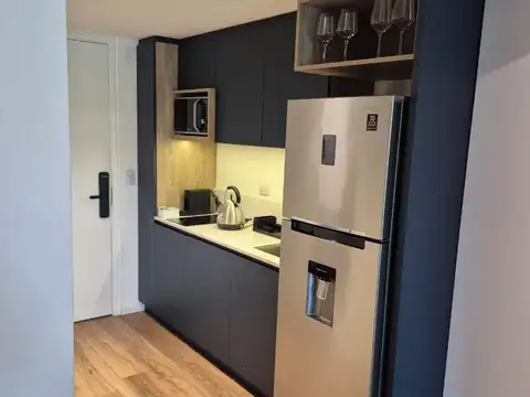 Monoambiente Premium en Alquiler Temporario con cochera fija – Distrito Quartier Retiro - Piso tres