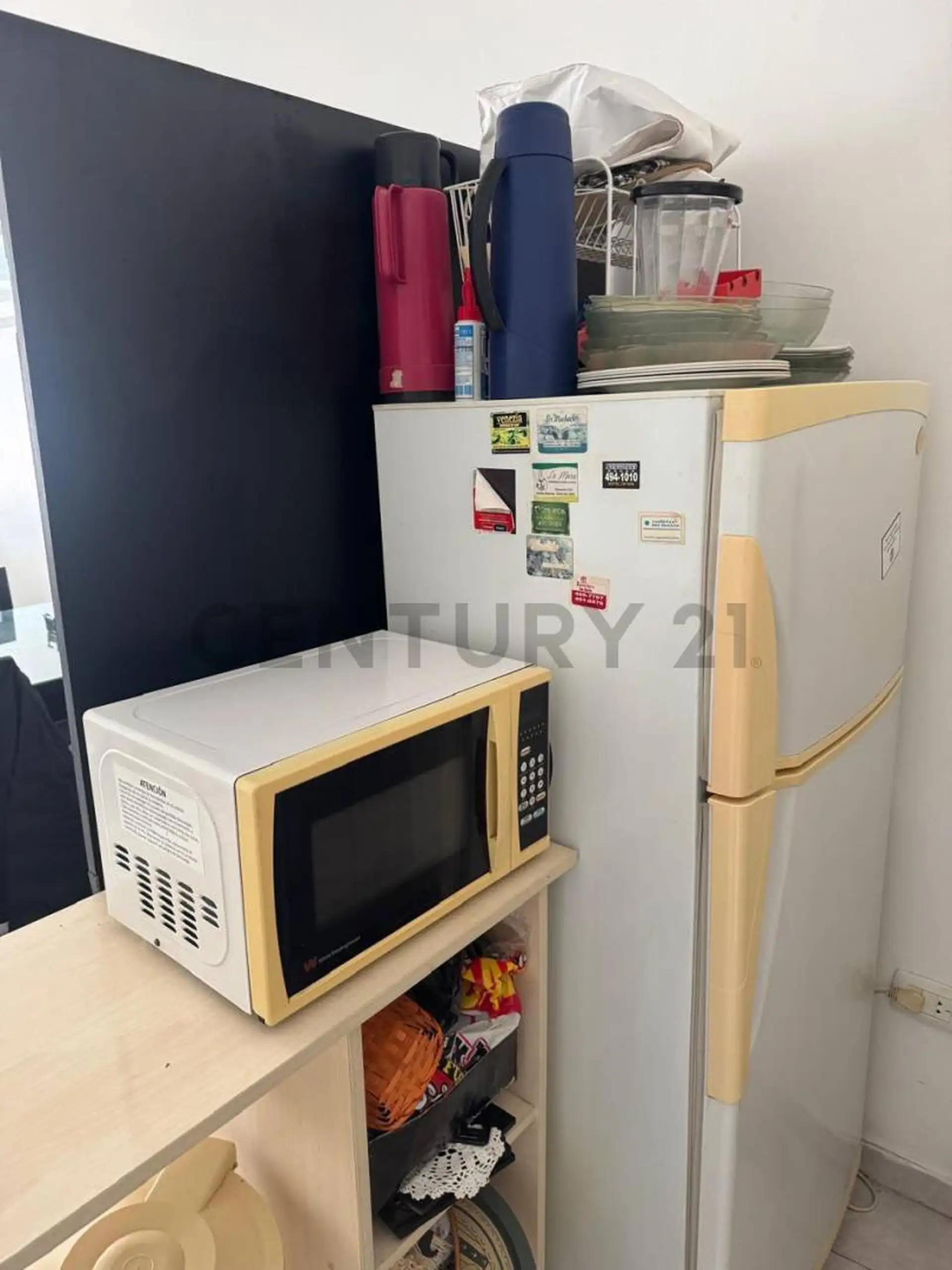 Depto monoambiente 38m² en 9.º piso, amueblado — Alberti 1500