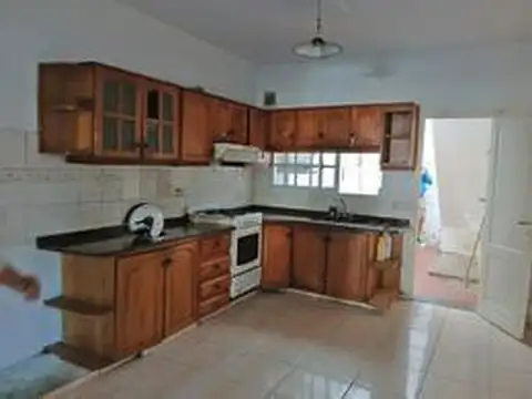 Casa en Pascual Rosas 1154, Echesortu