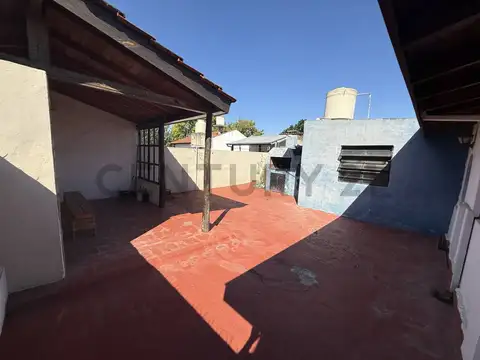 VENTA | CASA 4 AMBIENTES + DEPTO INDEPENDIENTE | APTA CRÉDITO