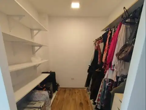 Casa en Venta en Loma Verde, USD 269.000