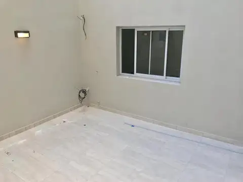 Emilio Lamarca al 5000, PB