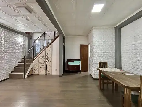 Venta PH de 3 Ambientes con Patio y Terraza en San Cristóbal, Monserrat Posibilidad de Financiación