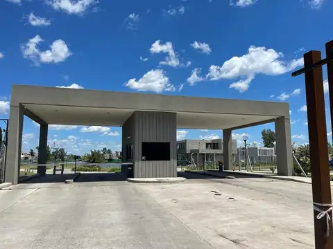 Barrio Laguna GRande 100