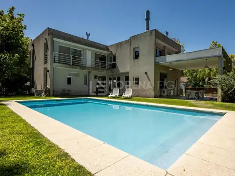 Congreve, Barrio El Aromo 900