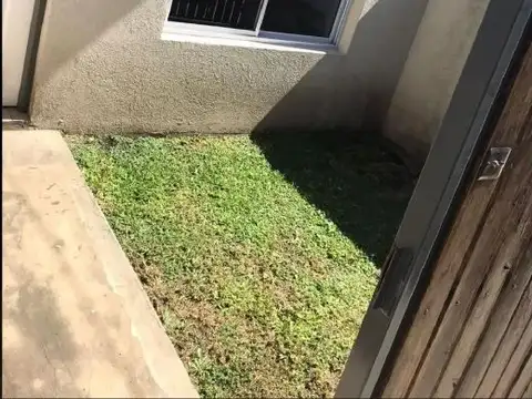 Depto Tipo Casa en Venta 15 años