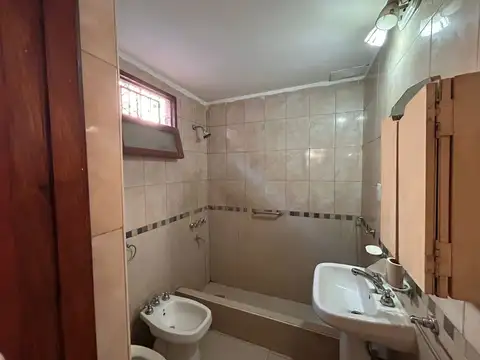 Sargento J. B. Cabral 800