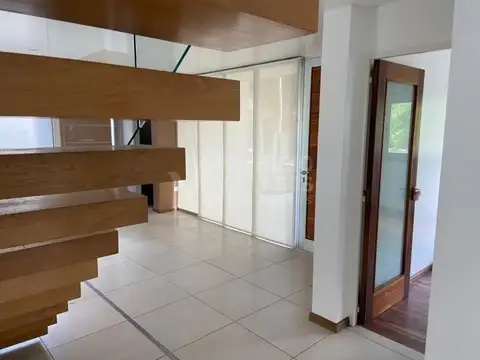 Casa en Venta en El Carmencito, USD 349.000