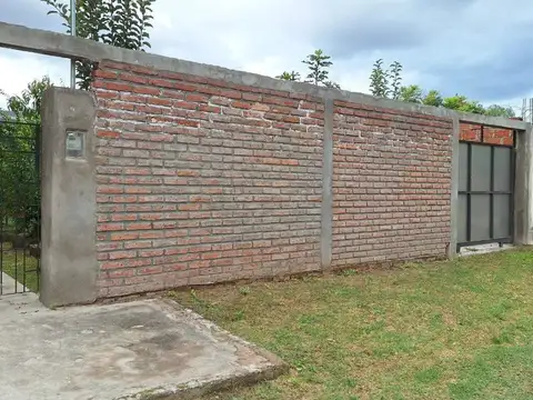 Casa en Venta con 1 cochera